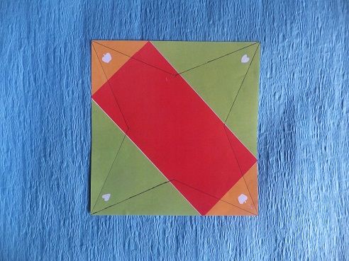 布切り絵サイトですが、カラフル折り紙もしています。
