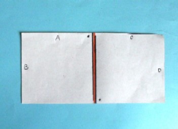 折り紙切り絵「赤い糸付き折り鶴�@」の図
