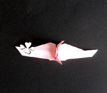 折り紙切り絵「変形折り鶴�V」説明9