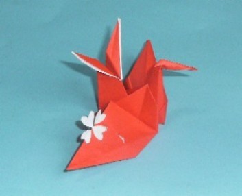 折り紙切り絵「トドの折り鶴」