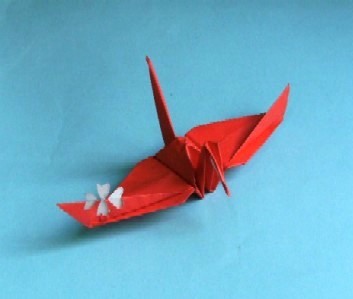 折り紙切り絵「ワンポイント付き変形折り鶴�U」