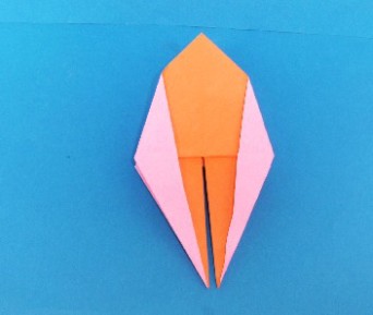 折り紙切り絵・ハートをイメージした折り鶴・折り方1