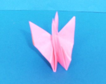 折り紙切り絵・ハートをイメージした折り鶴・折り方3