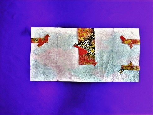 ペーパー折り鶴「子連れ折り鶴」の途中の折り紙のウラ