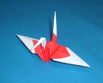 折り紙二枚使っての折り鶴・折り方2